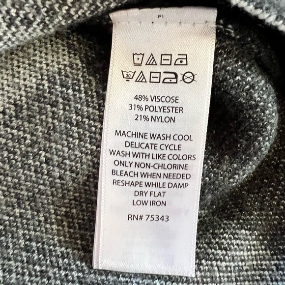 Tahari Mock Neck Sweater - Picture 5 of 5